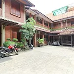 RedDoorz near AMIKOM Yogyakarta 2