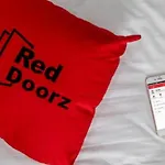 RedDoorz near AMIKOM Yogyakarta 2