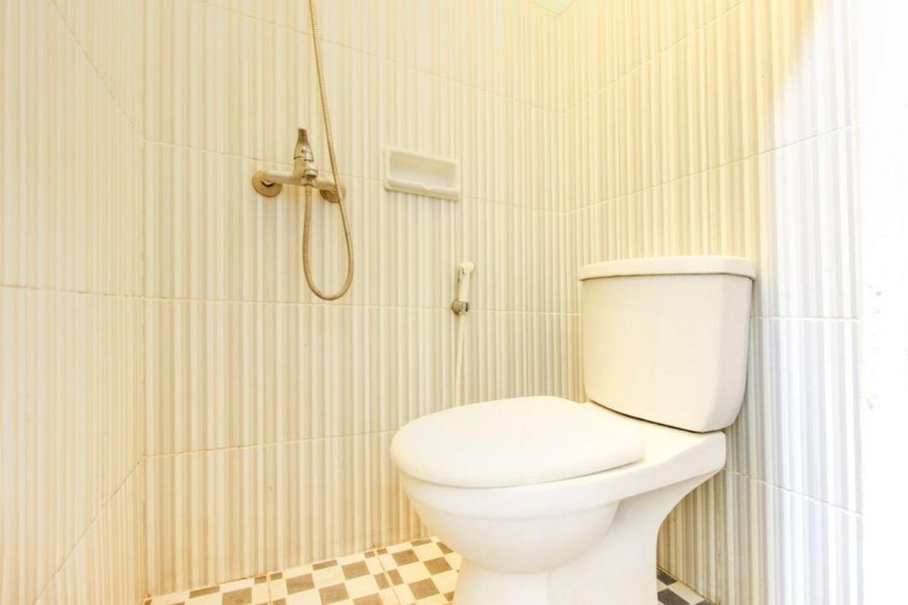 Wisma tamu Reddoorz Near Amikom Yogyakarta 2 2*