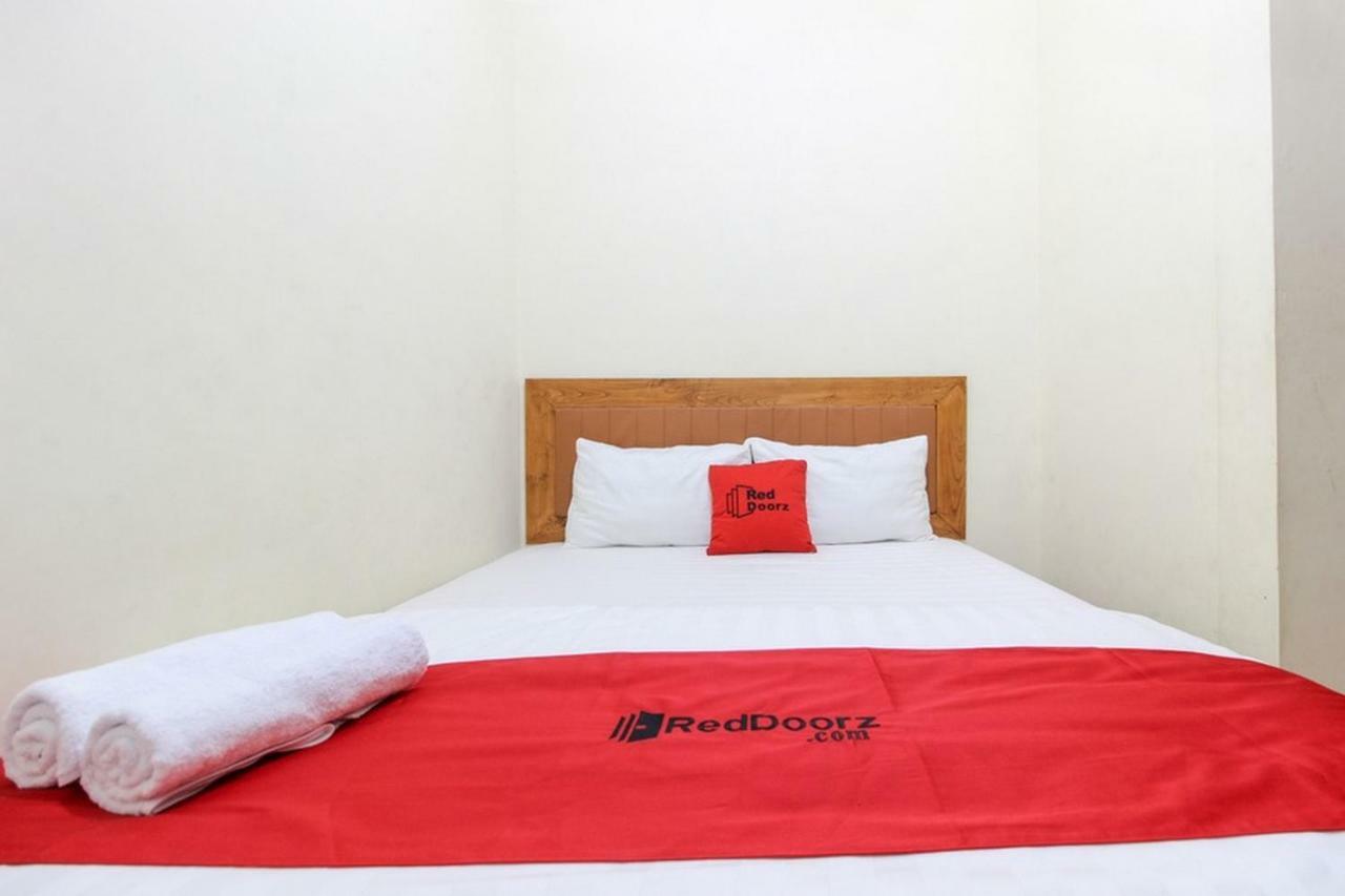 Wisma tamu Reddoorz Near Amikom Yogyakarta 2